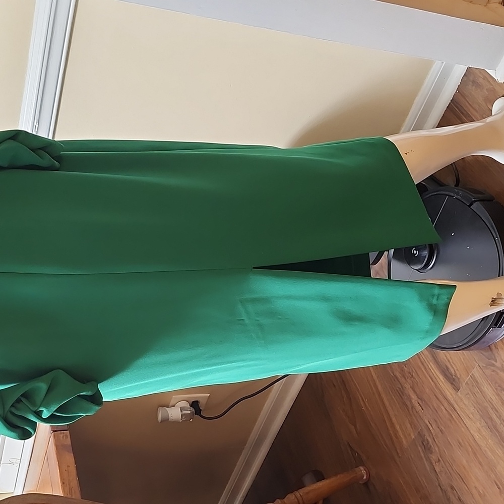 ANTONIO MELANI Vibrant Green Long Sleeve Dress - Picture 4 of 6